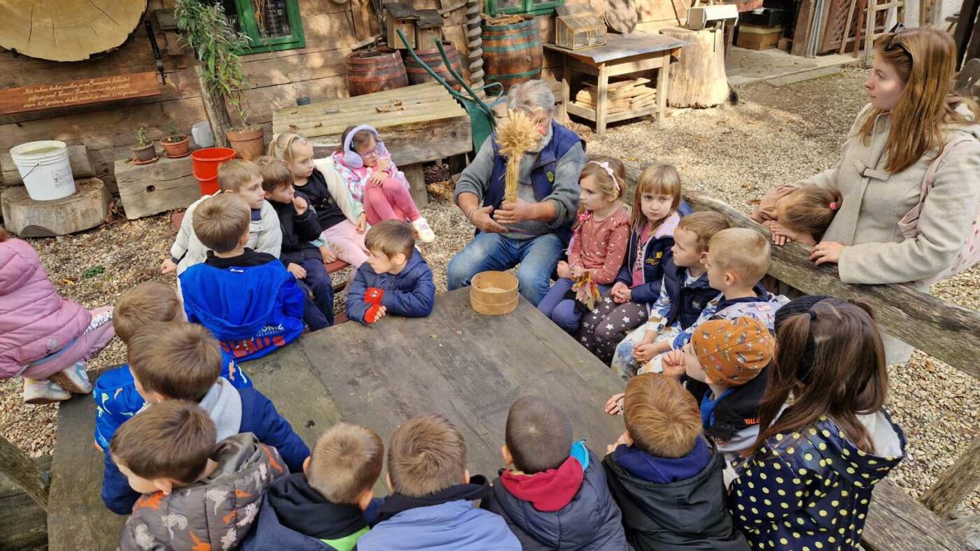 Whatsapp image 2025 10 17 at 07.52.38